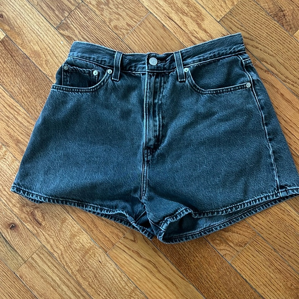 Levi’s High Loose Short